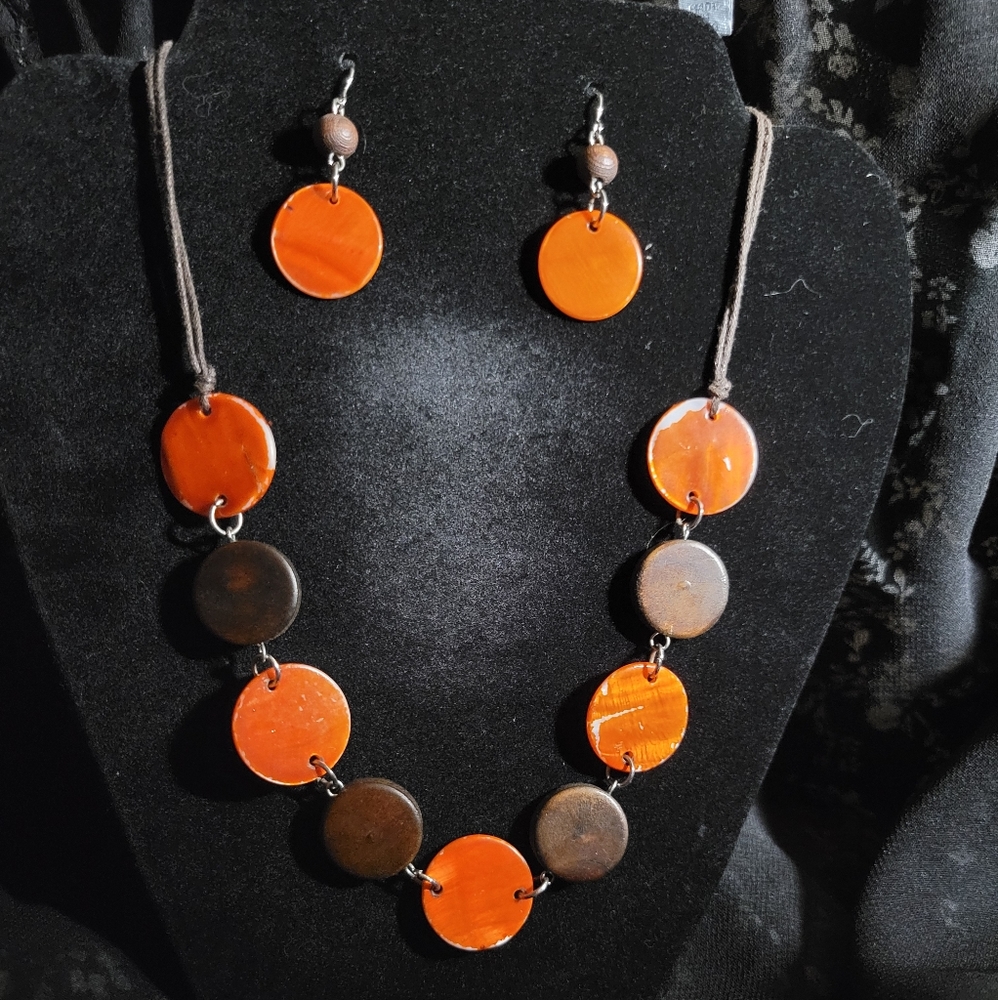 Orange and brown circle disks necklace and earring set